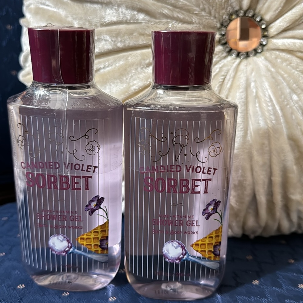BATH & BODY WORKS SET. . . CANDIED VIOLET SORBET SCENT - Picture 2 of 6